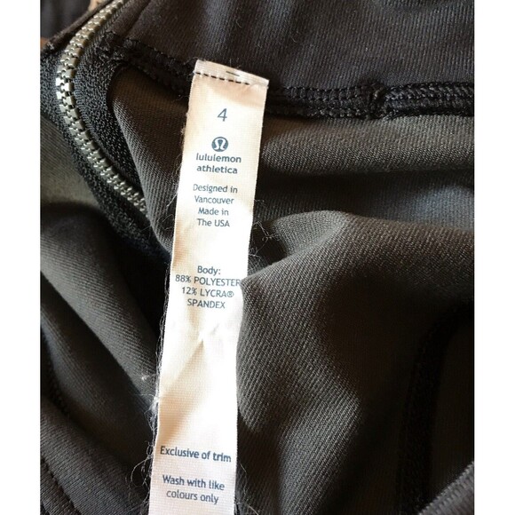 Lululemon Rocket Skirt Size 4 Black Retro Camo BLK/RCMO Luon Stretchy Mid-thigh - Picture 5 of 5